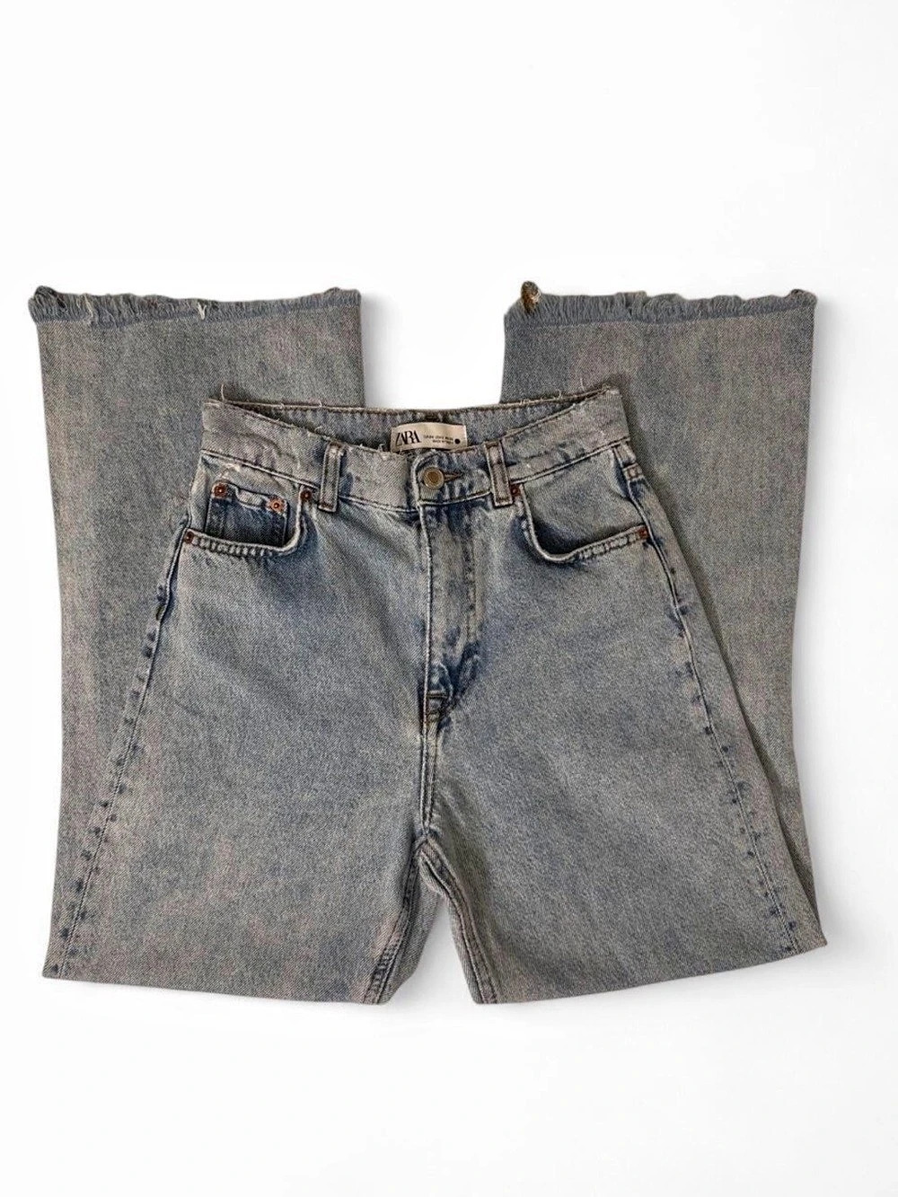 Zara The 90's Full Length Distressed Wide Leg Jeans Size Medium Blue
